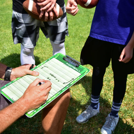 GoSports Tablero Borrable de Fútbol Americano con 2 Marcadores de Borrado en Seco