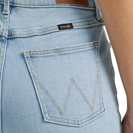 Wrangler Women's High Rise True Straight Fit Jean, Misty Blue, 16-32