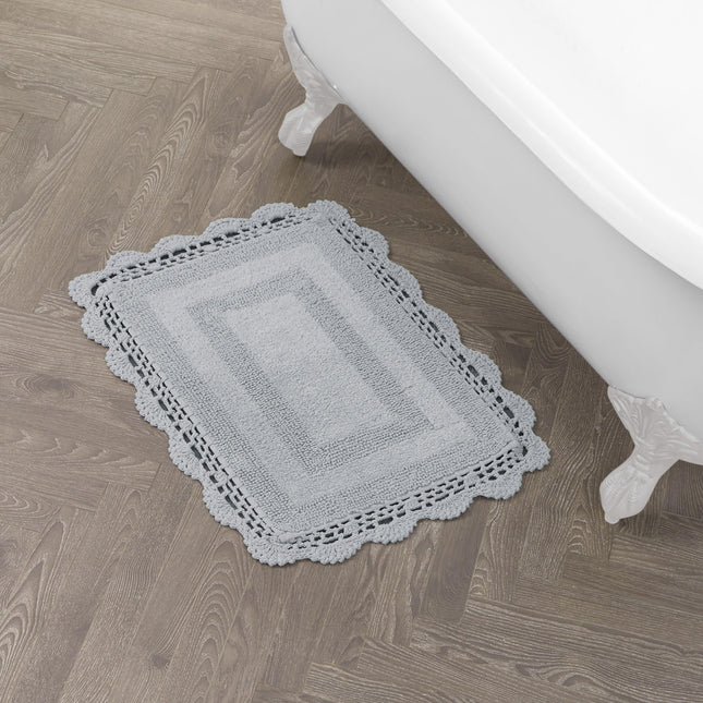 Laura Ashley Crochet Cotton 17x24 in. Bath Rug, Li