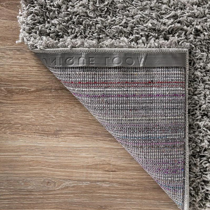 Alfombra de área de la colección Solo Solid Shag de Unique Loom - Alfombra moderna de felpa exuberante y suave (4' 0 x 6' 0 Rectangular, Gris Nube)