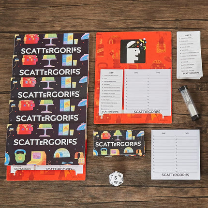 Hasbro Gaming Scattergories Juego Clásico, Juego de Fiesta para Adultos y Adolescentes a partir de 13 años, Juego de Mesa para 2 o más Jugadores