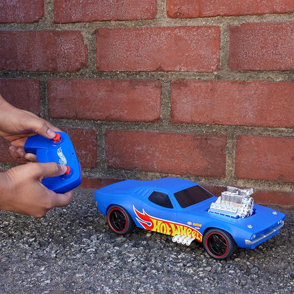 Hot Wheels Remote Control Car, 1:16 Scale Rodger Dodger Toy Car, Special 50th Anniversary Edition RC Vehicle, HTP54