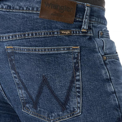 Wrangler Men's Free-to-Stretch Relaxed Fit Jean, Knox, 31W x 32L