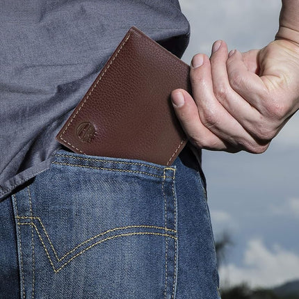 Timberland Men's Leather With Attached Flip Pocket Travel Accessory Bi Fold Wallet, Brown (Sportz), One Size UK
