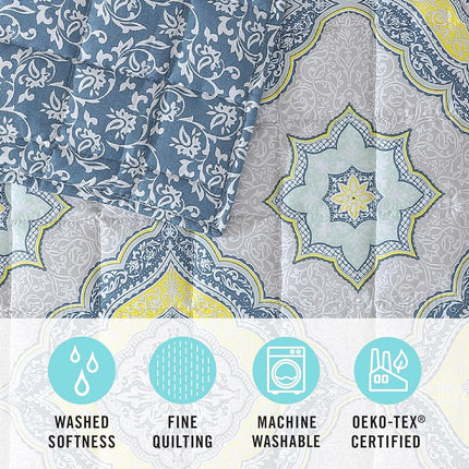 MARTHA STEWART Full Queen Size Quilt Bedding Set - 3 Piece, Soft Washed Microfiber, Printed Bedspread, Reversible, All Season, 1 Quilt, 2 Standard Pillow Shams, Blue & Gray, Jamie Medallion Print