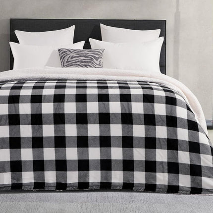 Elegant Comfort Ultra Soft Reversible Buffalo Plaid Flannel Sherpa Blanket - Cozy Silky Checkered Fleece Throw for Couch, Bed - Plush Fuzzy Warm Winter Blanket for Gift, Full, Black