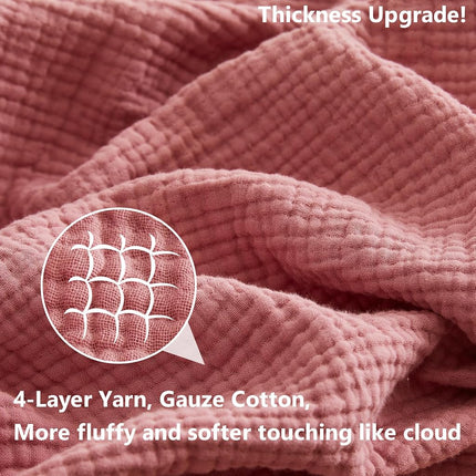 Couverture en mousseline de coton Simple&Opulence, 4 couches pour lit, canapé, couverture tissée en gaze avec pompons, douce, légère, douillette, prélavée, respirante, décoration de ferme pour toutes les saisons (rose poudré)