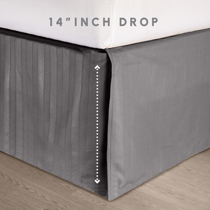 Juego de edredón Elegant Comfort Silky Soft Dobby Stripe de 8 piezas en una bolsa, incluye juego de sábanas inteligentes de 4 piezas, faldón de cama, edredón, fundas de almohada a juego y fundas decorativas - Twin/Twin XL, gris