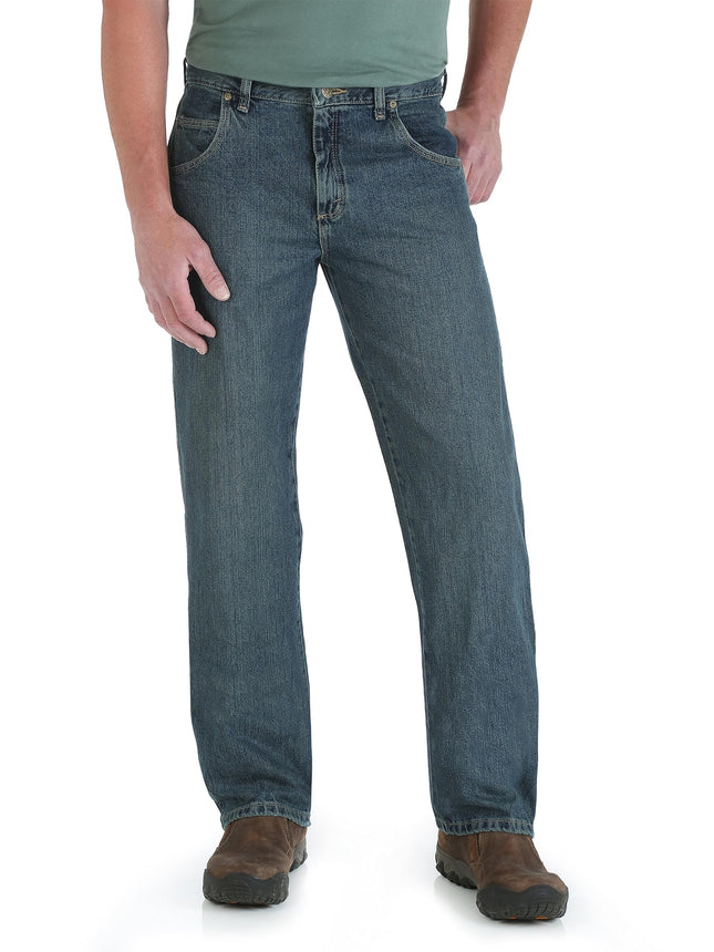 Wrangler Men's Rugged Wear Relaxed Straight-Fit Je
