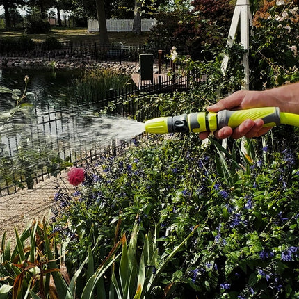 Flexzilla HFZGAK11 Conectores de conexión rápida para manguera de jardín, kit de acoplador y enchufe de 2 piezas, ZillaGreen