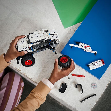 LEGO Technic Monster Jam Monster Mutt Dalmatian 42150, Truck Toy for Kids, Boys and Girls Ages 7 Plus, 2in1 Pull Back Racing Toys, Birthday Gift Idea, Multicolor