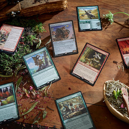 Magic: The Gathering Bloomburrow Commander Deck - Animated Army (100-Card Deck, 2-Card Collector Booster Sample Pack + Accessories) (English Version)