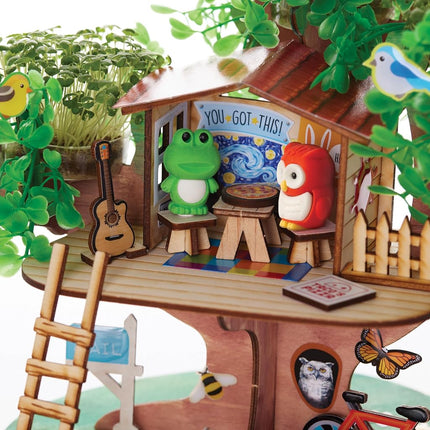 Creativity for Kids Build and Grow Tree House Craft Kit - Treehouse Playset Toy for Boys and Girls, Classic Toys for Kids