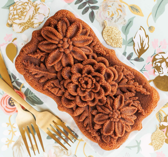 Nordic Ware Wildflower Loaf Pan, Original Cast Aluminium Tin, Bundt Cake Tin with Floral Pattern, Cake Mould Made in The USA, Colour: Toffee, 6-Cup Capacity