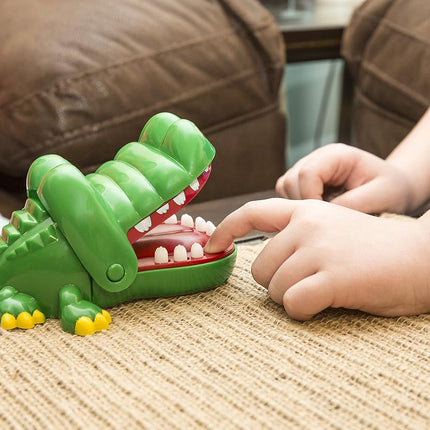 Winning Moves Crocodile Dentist Game - Board Game - Cards Included - Ages 4+
