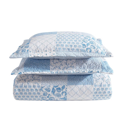 Laura Ashley - Quilt Set, Breathable Premium Bedding with Matching Shams, Luxuriously Soft Home Decor (Colleens Coastal Patchwork Blue, King)