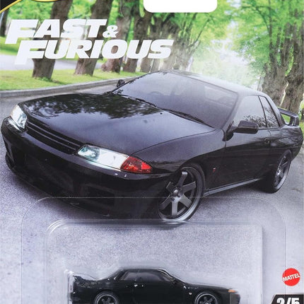 Hot Wheels Cars, Premium Fast & Furious 1:64 Scale Die-Cast Car for Collectors Inspired by Fast & Furious Movie Franchise