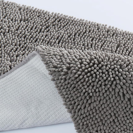 Alfombrilla de baño antideslizante, alfombra de baño gris, alfombrilla de baño de chenilla grande y gruesa, ultrasuave y absorbente, lavable, de secado rápido, de microfibra para el suelo de la ducha de Casual Living, 24 x 60 pulgadas, gris