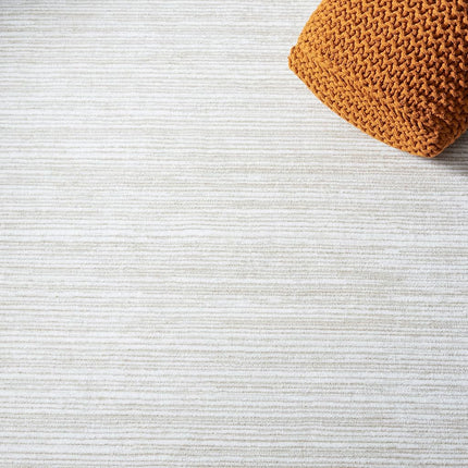 Safavieh Modern Rug for Living Room, Dining Room, Bedroom - Vision Collection, Short Pile, in Ivory, 122 X 183 cm