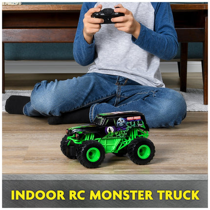Monster Jam Official Megalodon Remote Control Monster Truck, 1:24 Scale, 2.4 GHz