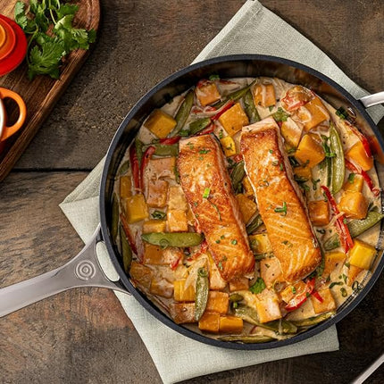Le Creuset Essential Non-Stick Ceramic Saut� Pan with Glass Lid, 4 � qt.