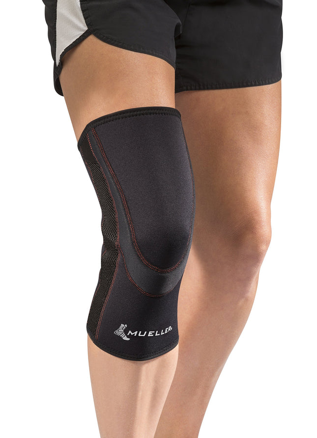 Mueller Breathable Closed Patella Knee Sleeve (X Large)