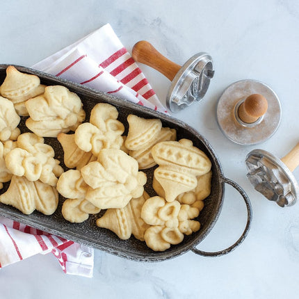 Nordic Ware Holiday 3D Cut-Out Cookie Stamps (Set of 3), Sturdy Cast Aluminium Cookie Stamp Set, Cookie Press Set Made in The USA, Sturdy and Durable Biscuit Maker Press Set, 01233