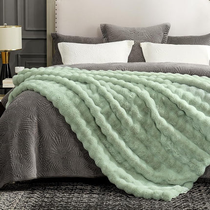 Cozy Bliss Faux Fur Throw Blanket for Couch, Bubble Plush Blanket Twin Size, Fuzzy Soft & Thick Blanket for Bed Sofa Living Room, 152.4 x 203.2cm Sage Green