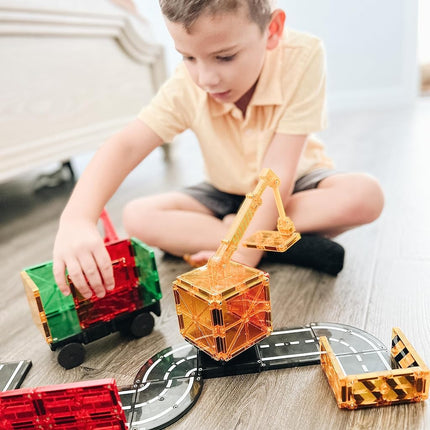 Magna-Tiles Builder 32 Piece Set, The Original Magnetic Building Tiles For Creative Open-Ended Play, Educational Toys For Children Ages 3 Years + (32 Pieces) (21632)