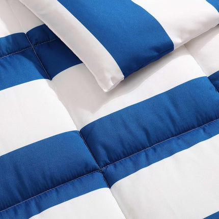 Nautica Kids - Parure de lit complète/grand lit, Parure de lit douce avec taies d'oreiller assorties et coussin décoratif, Décoration de chambre d'enfant, Certifié Oeko-Tex (Huck Stripe Bleu, Complet/Grand Lit)