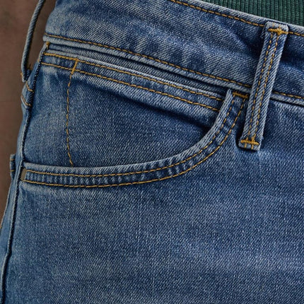 Wrangler Women's High Rise True Straight Fit Jean, Ocean Medium, 8-32