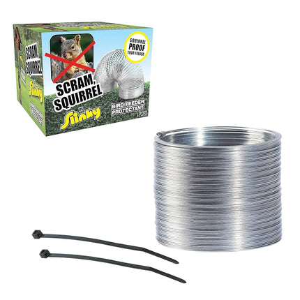 Just Play Scram, Squirrel de Slinky, accesorio para comedero a prueba de ardillas que protege las semillas de los pájaros, juguetes para niños a partir de 5 años de Just Play