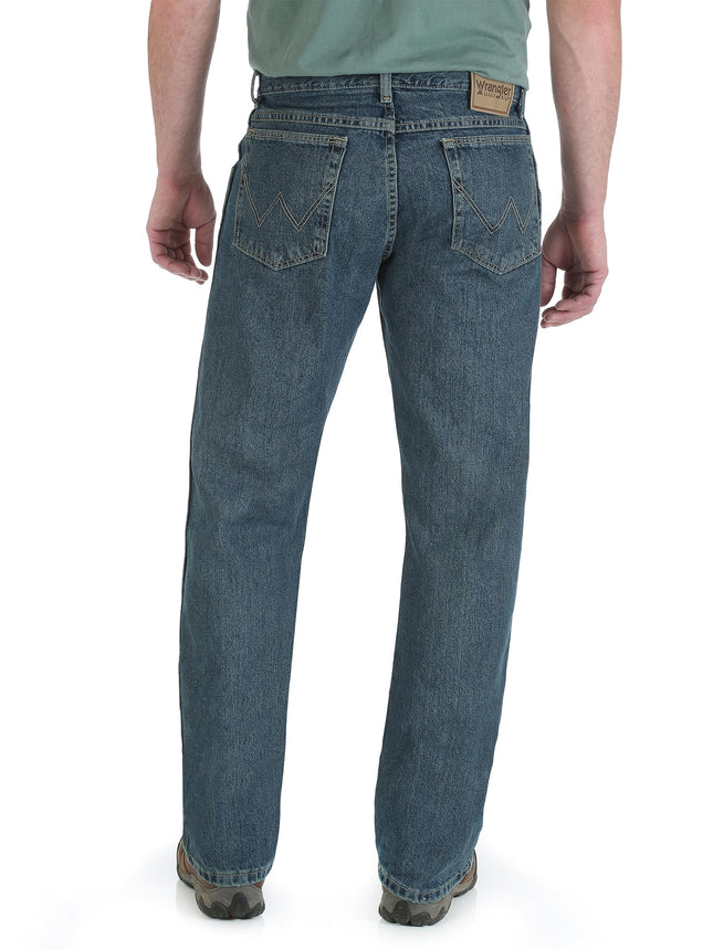 Wrangler Men's Rugged Wear Relaxed Straight-Fit Jean - Blue - 33W x 32L