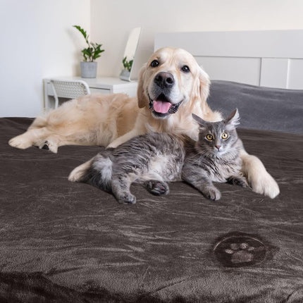 PETMAKER Dog Blanket - 60x80in Reversible Sherpa Blanket - Throw Blankets for Bed, Couch, Crate, or Car - Machine Washable Puppy Essentials (Cream)