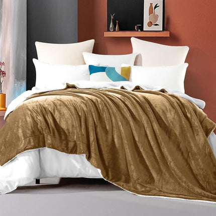 Elegant Comfort Ultra Soft Reversible Flannel Sherpa Blanket - Cozy Silky Fleece Throw for Couch, Bed - Plush Fuzzy Warm Winter Blanket for Gift, Twin XL, Taupe