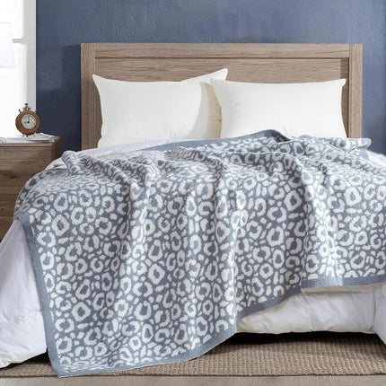 Elegant Comfort Leopard Throw Blanket, Gray Super Soft Cozy Fluffy Warm Throw Blankets for Couch, Sofa, Chair, Bed, Camping, Picnic, Travel Lightweight Bed Blanket (50" x 70")