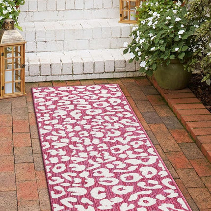 Unique Loom Outdoor Safari Collection Area Rug - Leopard (2' 11" x 10' Runner, Magenta/Ivory)
