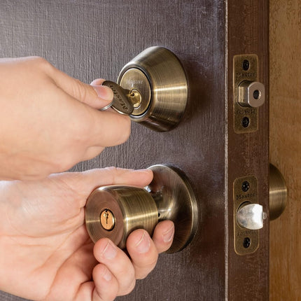 Master Lock Keyed Entry Door Lock, Single Cylinder Deadbolt with Matching Tulip Style Knob, Antique Brass, TUCO0605,Combo