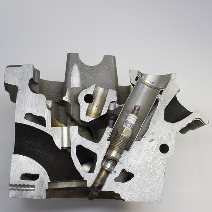 Lisle 65700 Broken Plug Remover Kit for Ford 3V Engine