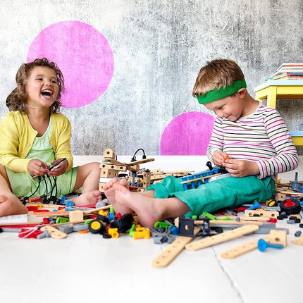 BRIO Builder Construction Set – STEM Building Kit for Kids Age 3 Years and Up, Creative Educational Toy with Tools and Pieces