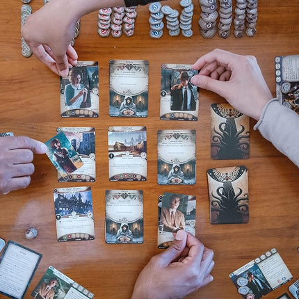 Fantasy Flight Games AHC01 Arkham Horror LCG - Base Card Game