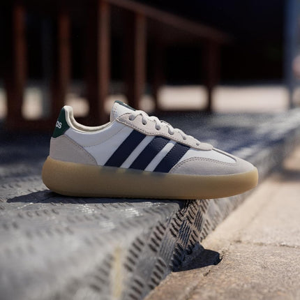 adidas Unisex Kids BARREDA Decode Shoes Junior, Off White/Collegiate Navy/Collegiate Green, 3.5 UK