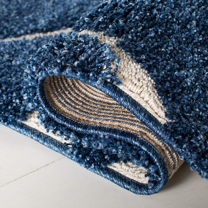 Safavieh Shaggy Indoor Woven Rectangle Area Rug, Florida Shag Collection, SG455, in Dark Blue/Cream, 99 x 160 cm for Living Room, Bedroom or Any Indoor Space