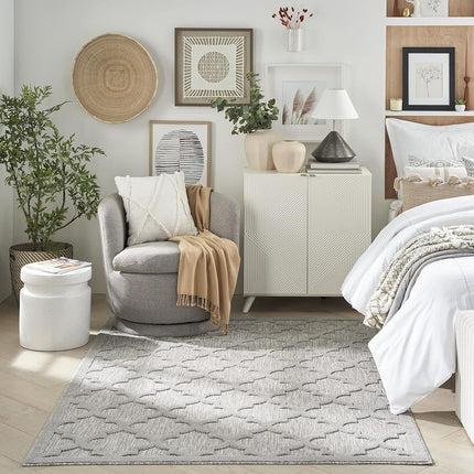Alfombra de área Nourison Easy Care para interior/exterior gris plateado de 5' x 7', marroquí, enrejado, dormitorio, sala de estar, patio trasero, terraza, patio, fácil de limpiar, no suelta pelo