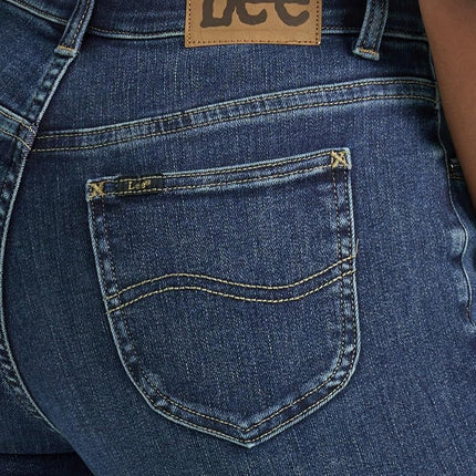 Lee Women's Plus Size Ultra Lux Comfort with Flex Motion Straight Leg Jean, Greet The Day, 22 Plus