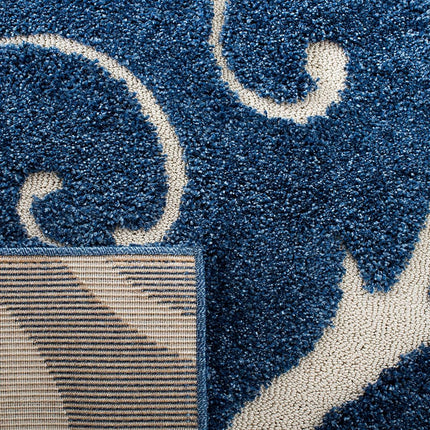 Safavieh Shaggy Indoor Woven Rectangle Area Rug, Florida Shag Collection, SG455, in Dark Blue/Cream, 99 x 160 cm for Living Room, Bedroom or Any Indoor Space