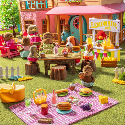 Li'l Woodzeez Picnic Playset, 29 Pieces with Bear, Basket & Blanket, Themed
