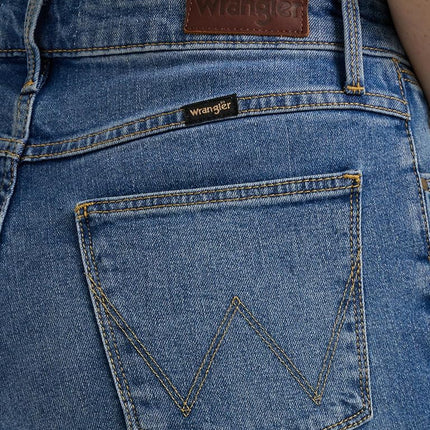 Wrangler Women's High Rise True Straight Fit Jean, Ocean Medium, 8-32