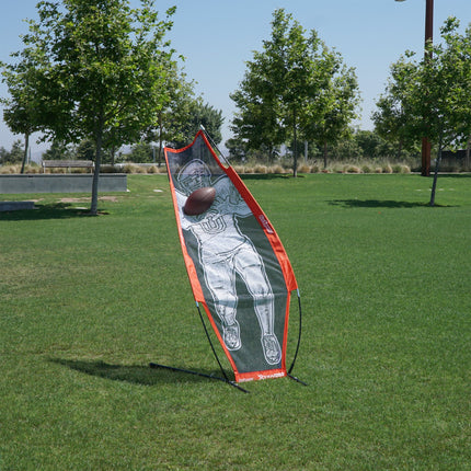 GoSports Football Xtraman Mannequin d'entraînement de défenseur pour Quarterback | QB Receveur pour la précision de la passe, les exercices de jeu de jambes et la pratique du blocage des joueurs de ligne