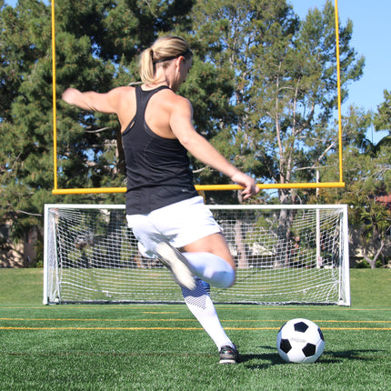 GoSports Balón de fútbol clásico - Talla 3 - con Bomba Premium